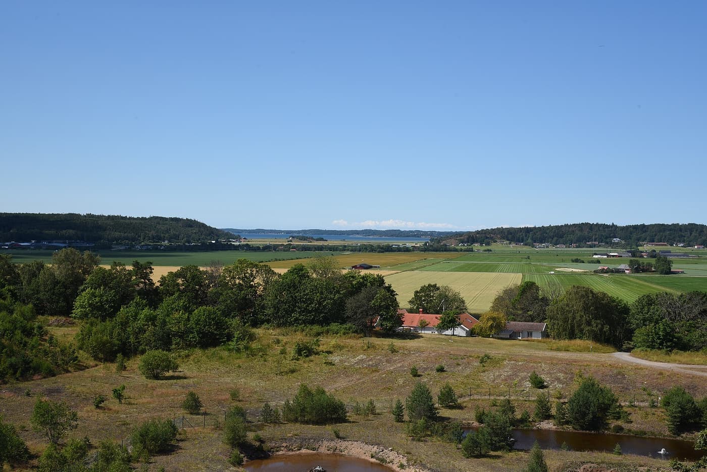 Torp vid Fjärås Bräcka med sjöutsikt — 2